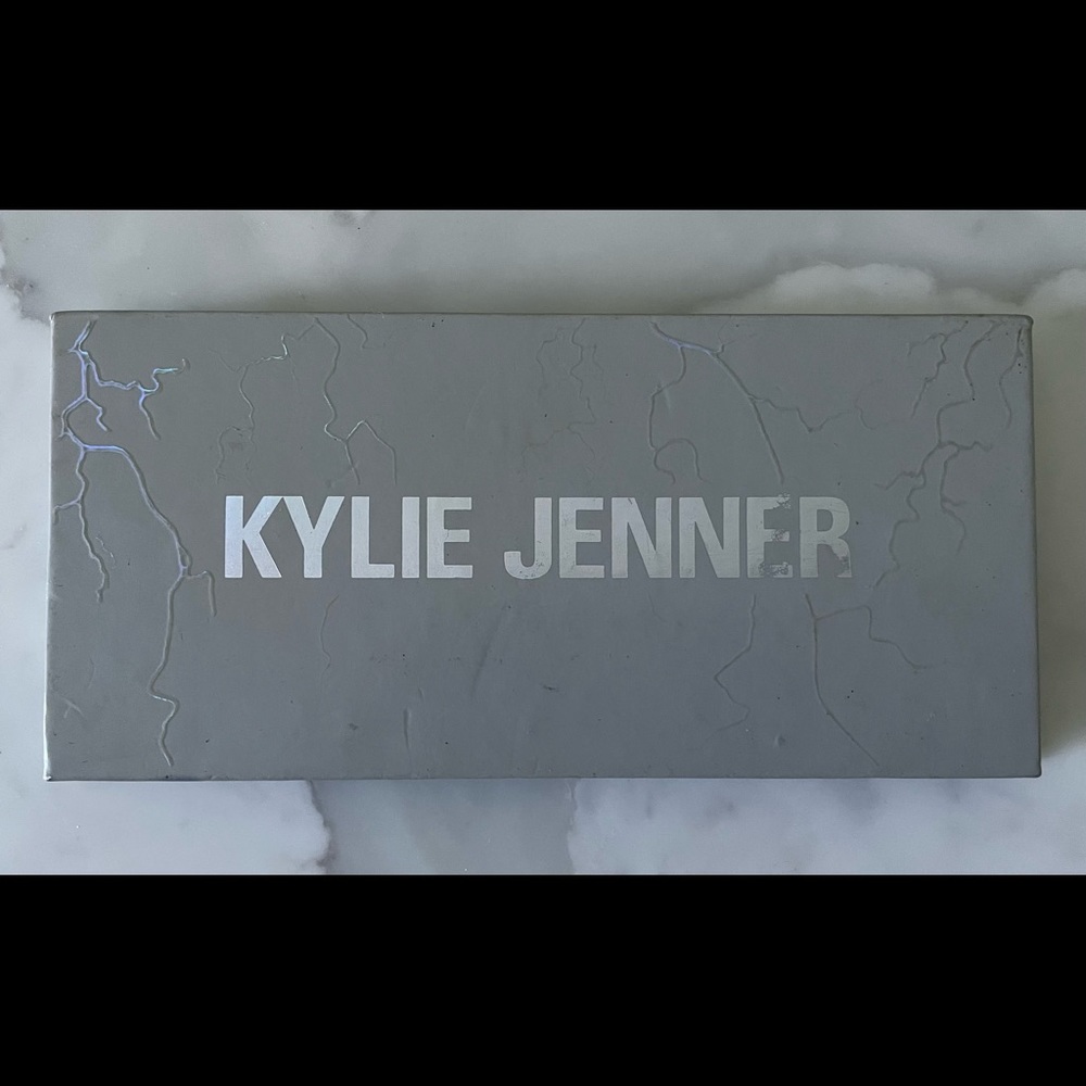 Kylie Cosmetics Stormi Palette